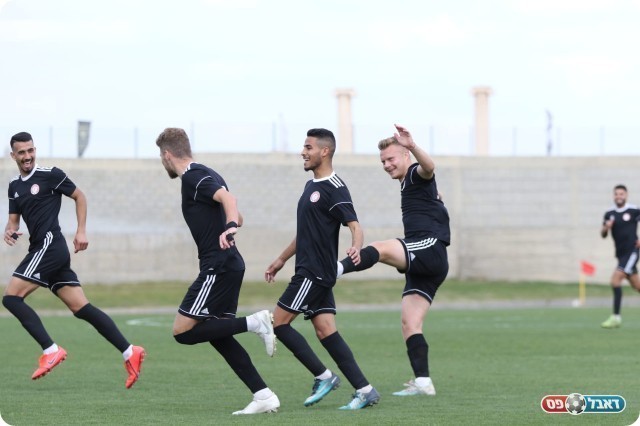 עוד ניצחון לבאקה (וואסים מוואסי)